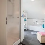 Helle Nichtraucherwohnung 69qm Zwischen Koeln Und Duesseldorf Apartman Dormagen