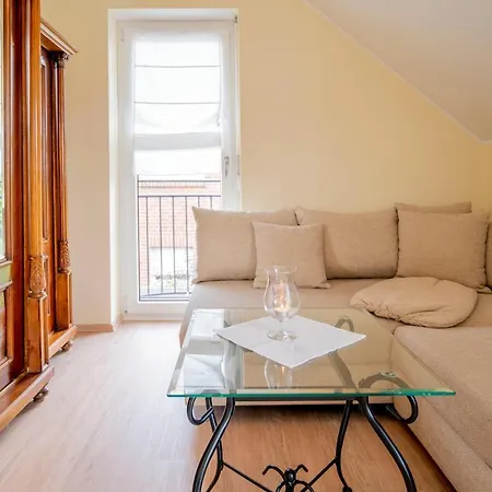 Apartmán Helle Nichtraucherwohnung 69qm Zwischen Koeln Und Duesseldorf