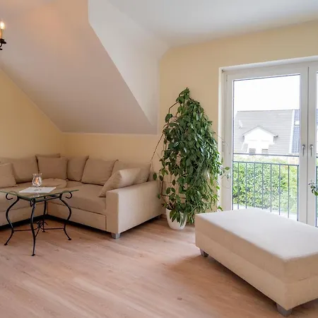 Helle Nichtraucherwohnung 69qm Zwischen Koeln Und Duesseldorf Dormagen