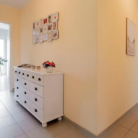 Helle Nichtraucherwohnung 69qm Zwischen Köln Und Düsseldorf Dormagen