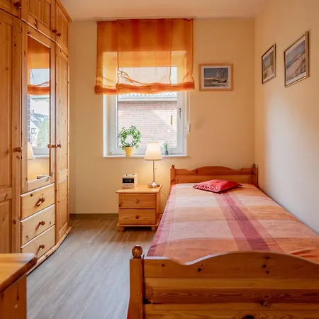 Lägenhet Helle Nichtraucherwohnung 69qm Zwischen Koeln Und Duesseldorf Dormagen