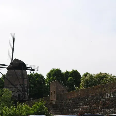 Helle Nichtraucherwohnung 69qm Zwischen Koeln Und Duesseldorf Lägenhet