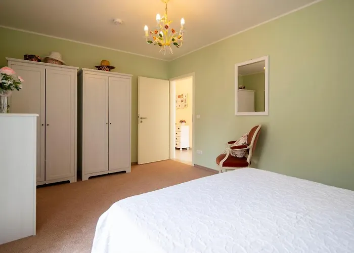 Helle Nichtraucherwohnung 69qm Zwischen Koeln Und Duesseldorf Apartment *