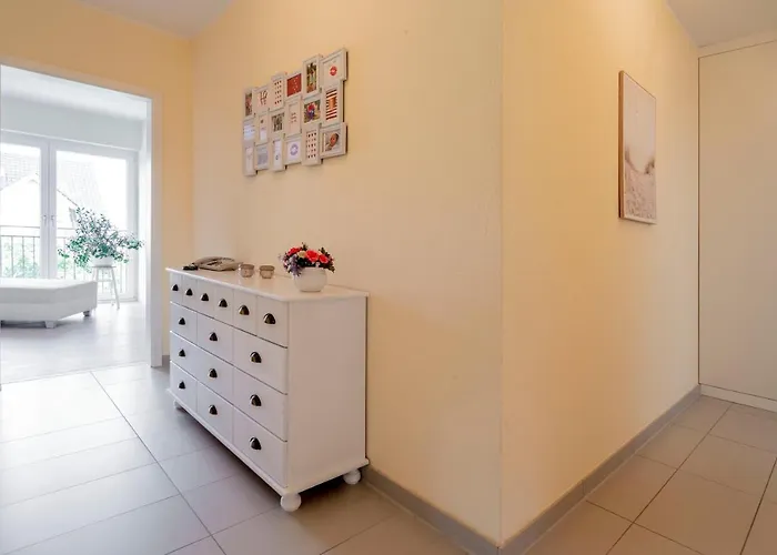 Helle Nichtraucherwohnung 69qm Zwischen Koeln Und Duesseldorf Dormagen