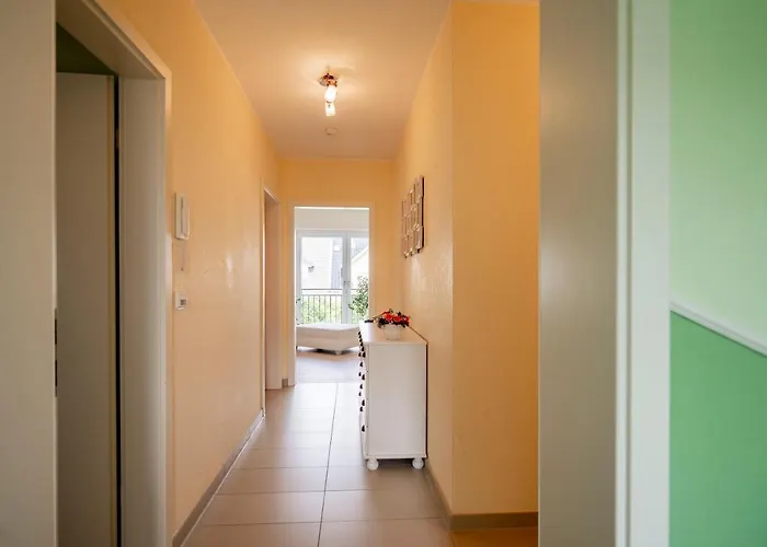 Helle Nichtraucherwohnung 69qm Zwischen Koeln Und Duesseldorf Apartment *