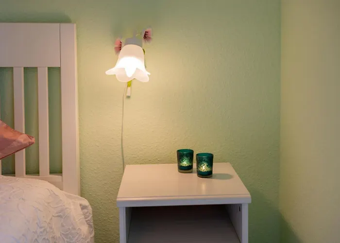 Helle Nichtraucherwohnung 69qm Zwischen Koeln Und Duesseldorf Apartment Dormagen