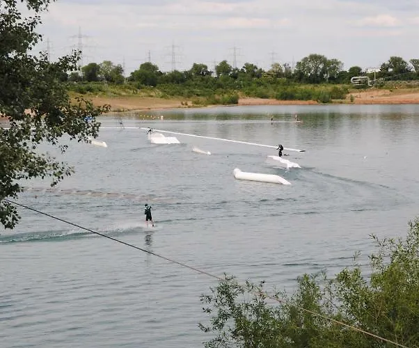 Apartment Helle Nichtraucherwohnung 69qm Zwischen Koeln Und Duesseldorf *